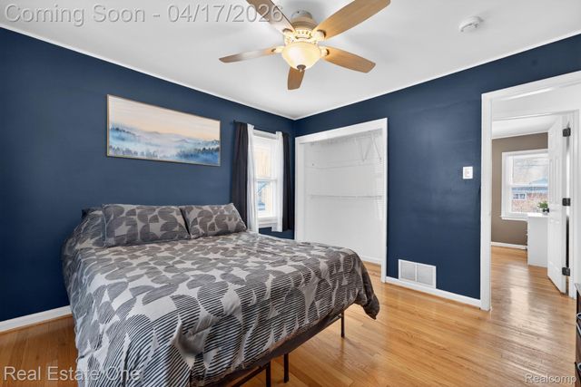 3400 Edsel Street, Trenton, MI 48183