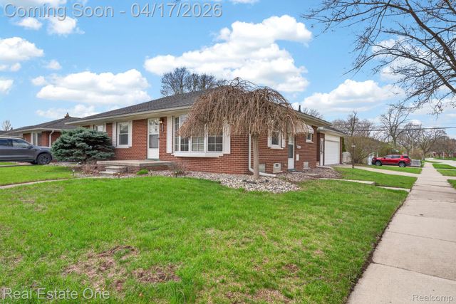 3400 Edsel Street, Trenton, MI 48183