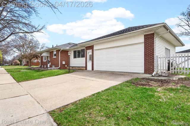 3400 Edsel Street, Trenton, MI 48183