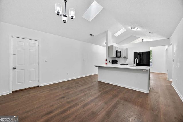 633 Sandys Lane SE, Atlanta, GA 30354