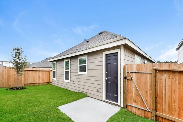 2852 Briggs Drive, Conroe, TX 77301