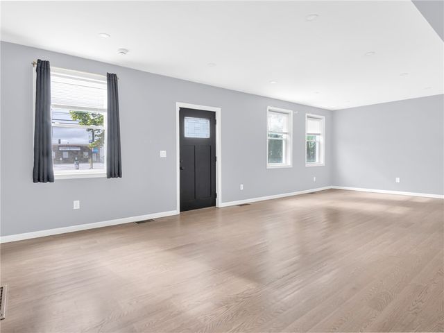 1105 Pontiac Avenue, Cranston, RI 02920
