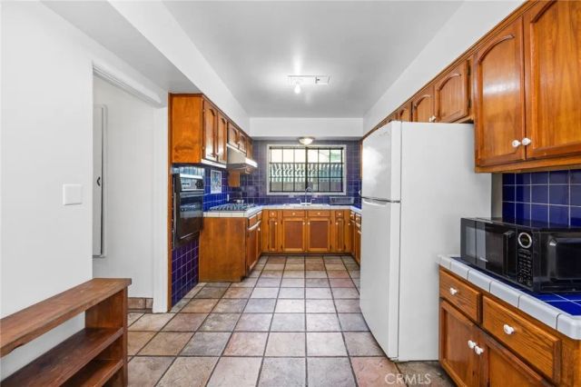 761 S Bluff Road, Montebello, CA 90640