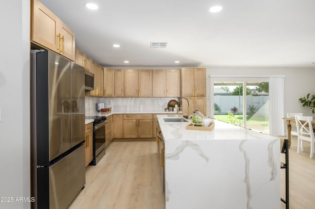 1407 E WESLEYAN Drive, Tempe, AZ 85282