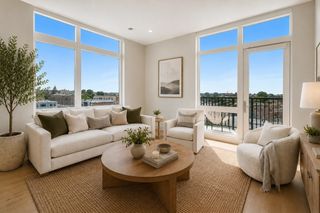 420 W Broadway PH604, Boston, MA 02127