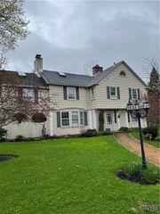 10 Sage Ct., Utica, NY 13502