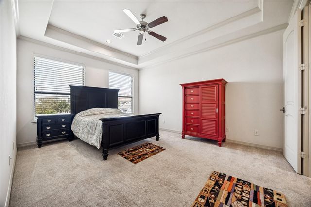 7 Haven Shore Lane, Sugar Land, TX 77479