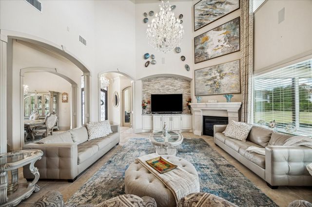 7 Haven Shore Lane, Sugar Land, TX 77479