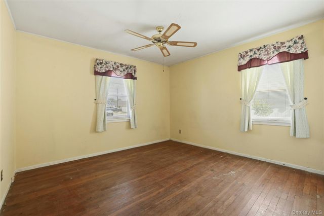 1090 South Drive, Merrick, NY 11566