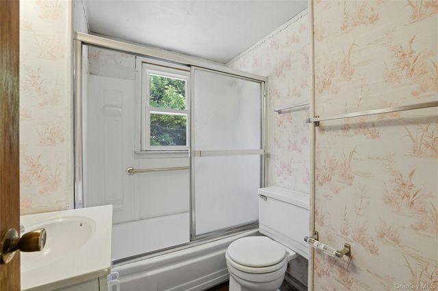 1090 South Drive, Merrick, NY 11566