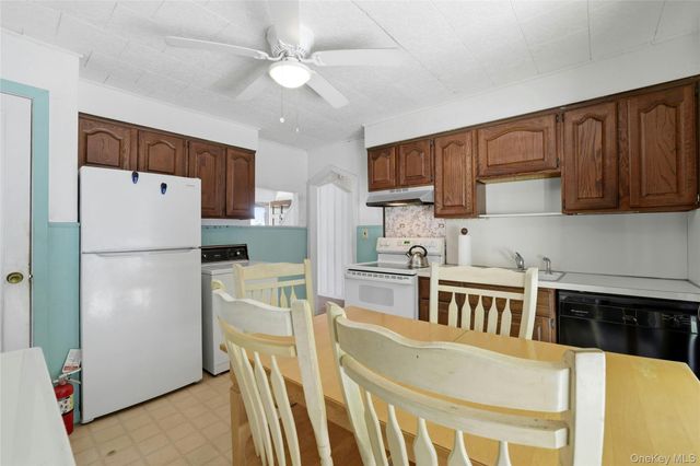 1090 South Drive, Merrick, NY 11566