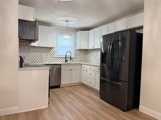 273 Purchase St, New Bedford, MA 02740