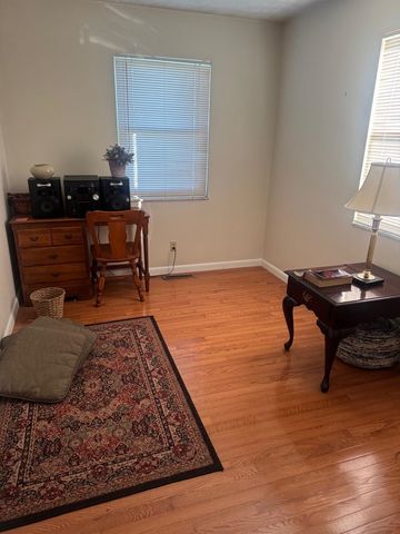 83 Sunset Drive, Milton, WV 25541