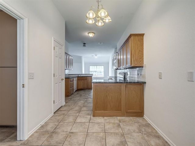 1600 Hazelwood Drive, Norman, OK 73071