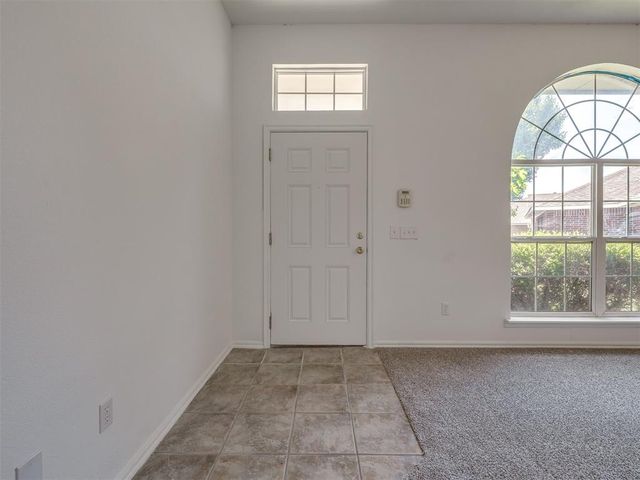1600 Hazelwood Drive, Norman, OK 73071