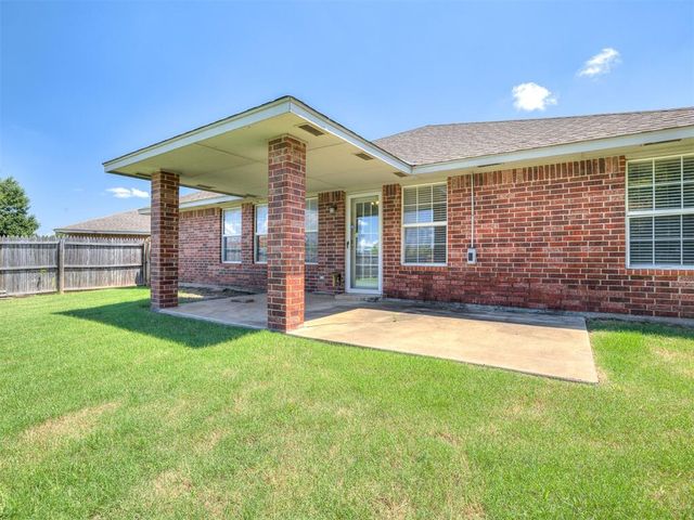 1600 Hazelwood Drive, Norman, OK 73071