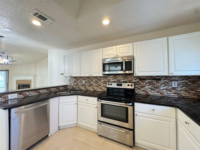 14 YORK COURT, Kissimmee, FL 34758