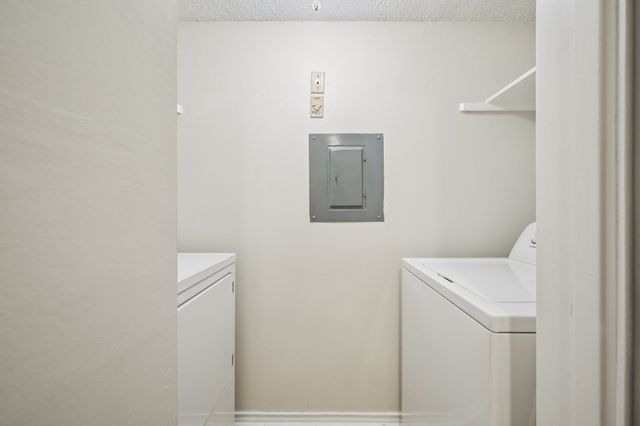 18333 Roehampton Drive 128, Dallas, TX 75252