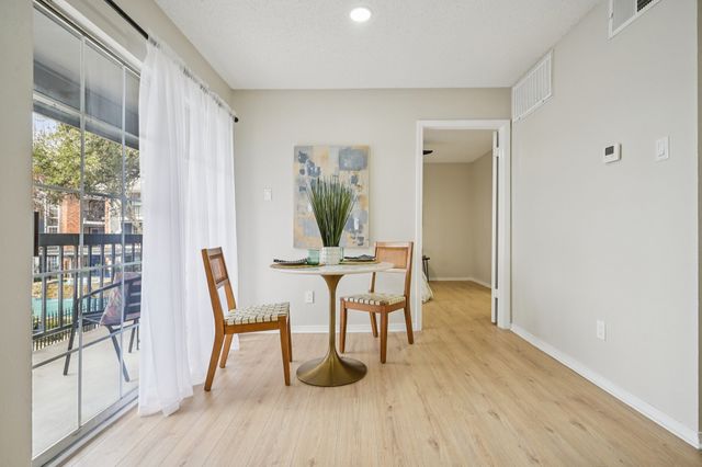 18333 Roehampton Drive 128, Dallas, TX 75252