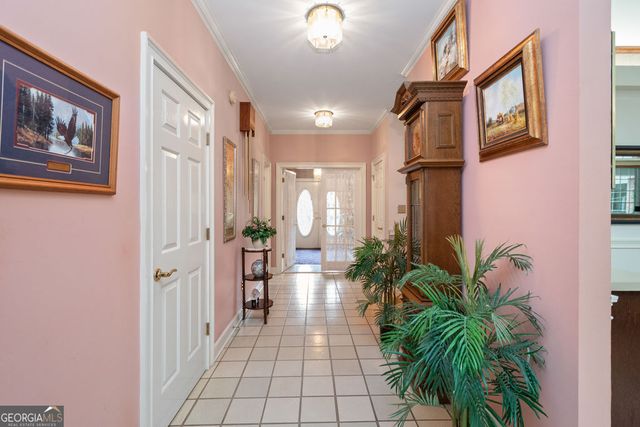 160 Victoria Drive, Fayetteville, GA 30214