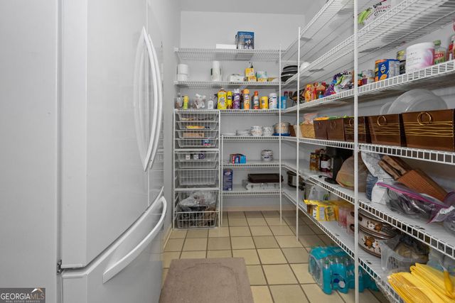 160 Victoria Drive, Fayetteville, GA 30214