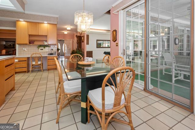 160 Victoria Drive, Fayetteville, GA 30214