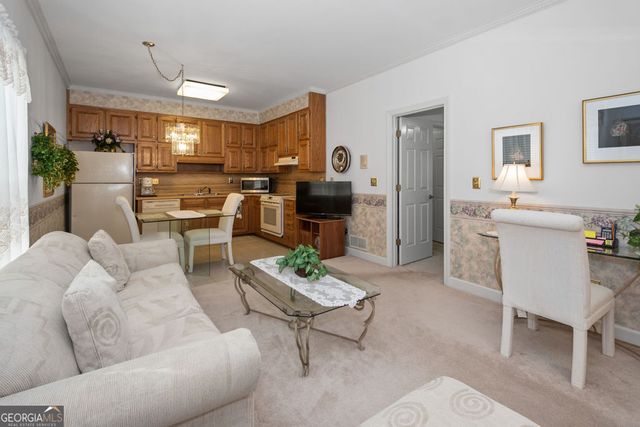 160 Victoria Drive, Fayetteville, GA 30214