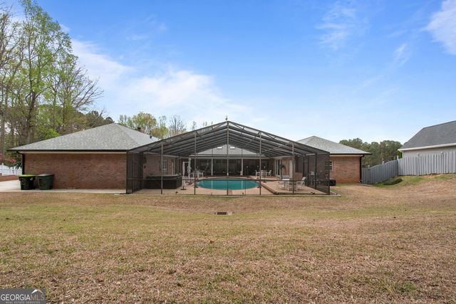 160 Victoria Drive, Fayetteville, GA 30214