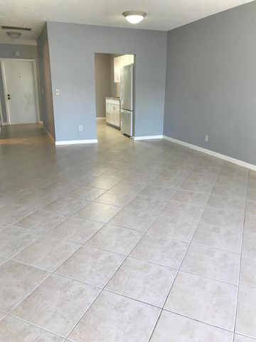 1030 W Flame Vine Avenue 13-B, Delray Beach, FL 33445