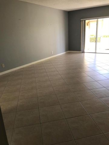 1030 W Flame Vine Avenue 13-B, Delray Beach, FL 33445