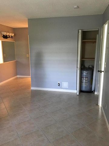 1030 W Flame Vine Avenue 13-B, Delray Beach, FL 33445