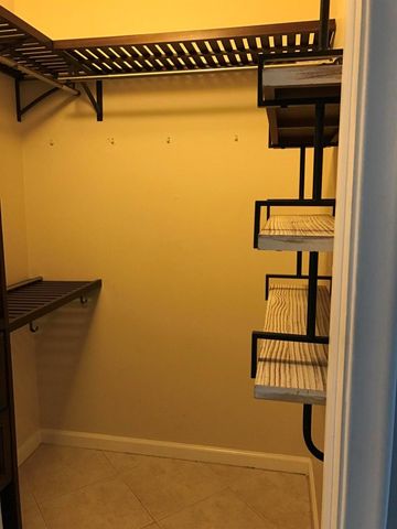 1030 W Flame Vine Avenue 13-B, Delray Beach, FL 33445