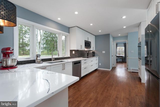 957 CHERRY HILL RD, Princeton, NJ 08540