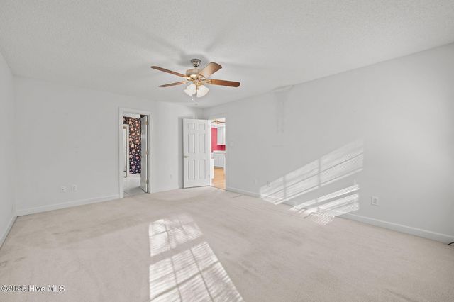 122 Saint Andrews Circle, New Bern, NC 28562