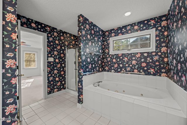 122 Saint Andrews Circle, New Bern, NC 28562