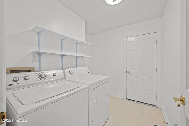 122 Saint Andrews Circle, New Bern, NC 28562