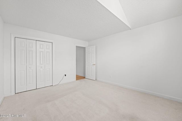 122 Saint Andrews Circle, New Bern, NC 28562