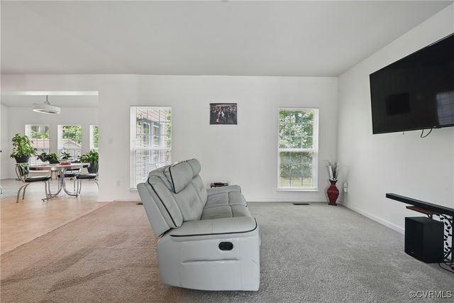 9206 Clovis St, Chesterfield, VA 23237