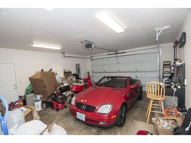 1405 VIEW Ct, Brookings, OR 97415