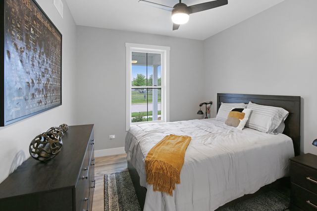 5 Willow Way, Ottawa, IL 61350