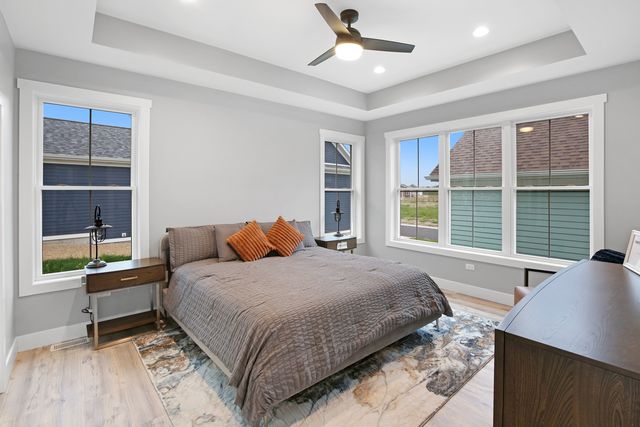 5 Willow Way, Ottawa, IL 61350