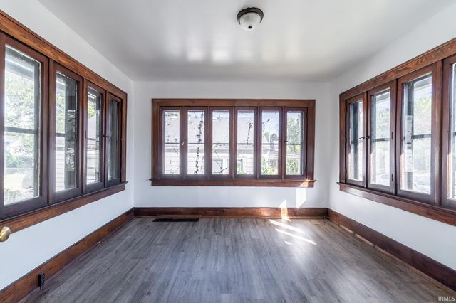 2050 Phenie Street, Fort Wayne, IN 46802