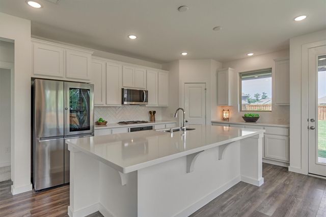 27129 Ivorywood Drive, Magnolia, TX 77354