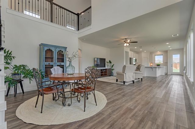 27129 Ivorywood Drive, Magnolia, TX 77354