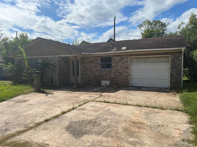 7226 England Street, Houston, TX 77021