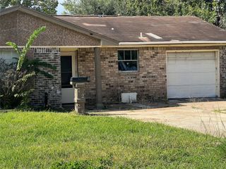 7226 England Street, Houston, TX 77021