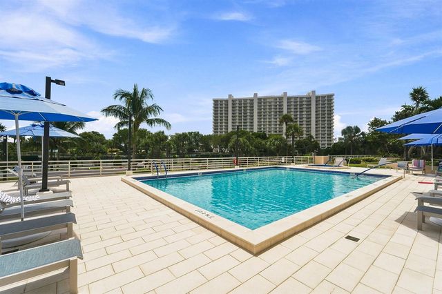 4101 N Ocean Boulevard, Boca Raton, FL 33431