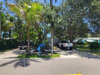 305 S Loxahatchee Drive, Jupiter, FL 33458