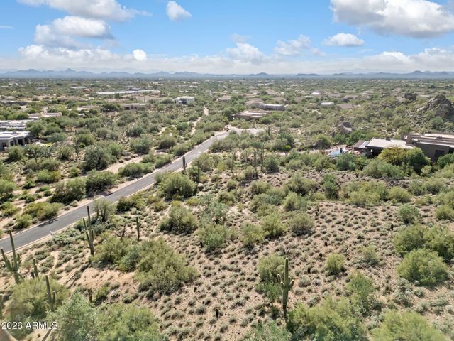 8300 E DIXILETA Drive 266, Scottsdale, AZ 85266