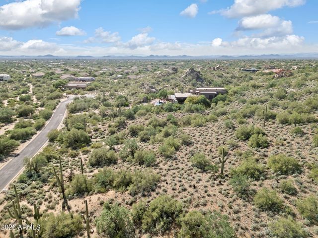 8300 E DIXILETA Drive 266, Scottsdale, AZ 85266